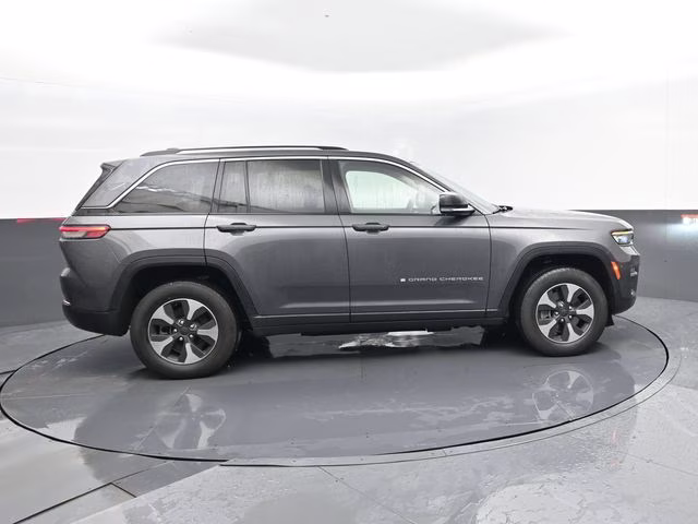2022 Baltic Gray Metallic Clearcoat Jeep Grand Cherokee 4xe 4X4 SUV