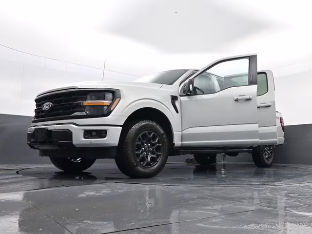 2024 White Ford F-150 XLT 4X4 Truck