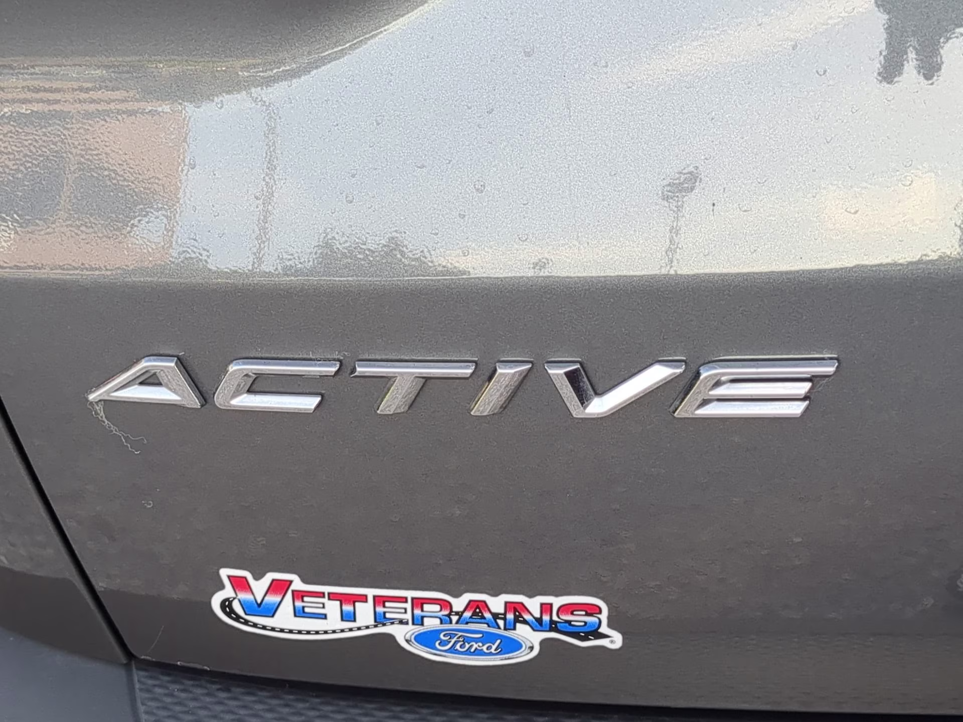 2024 Carbonized Gray Metallic Ford Escape Active FWD SUV