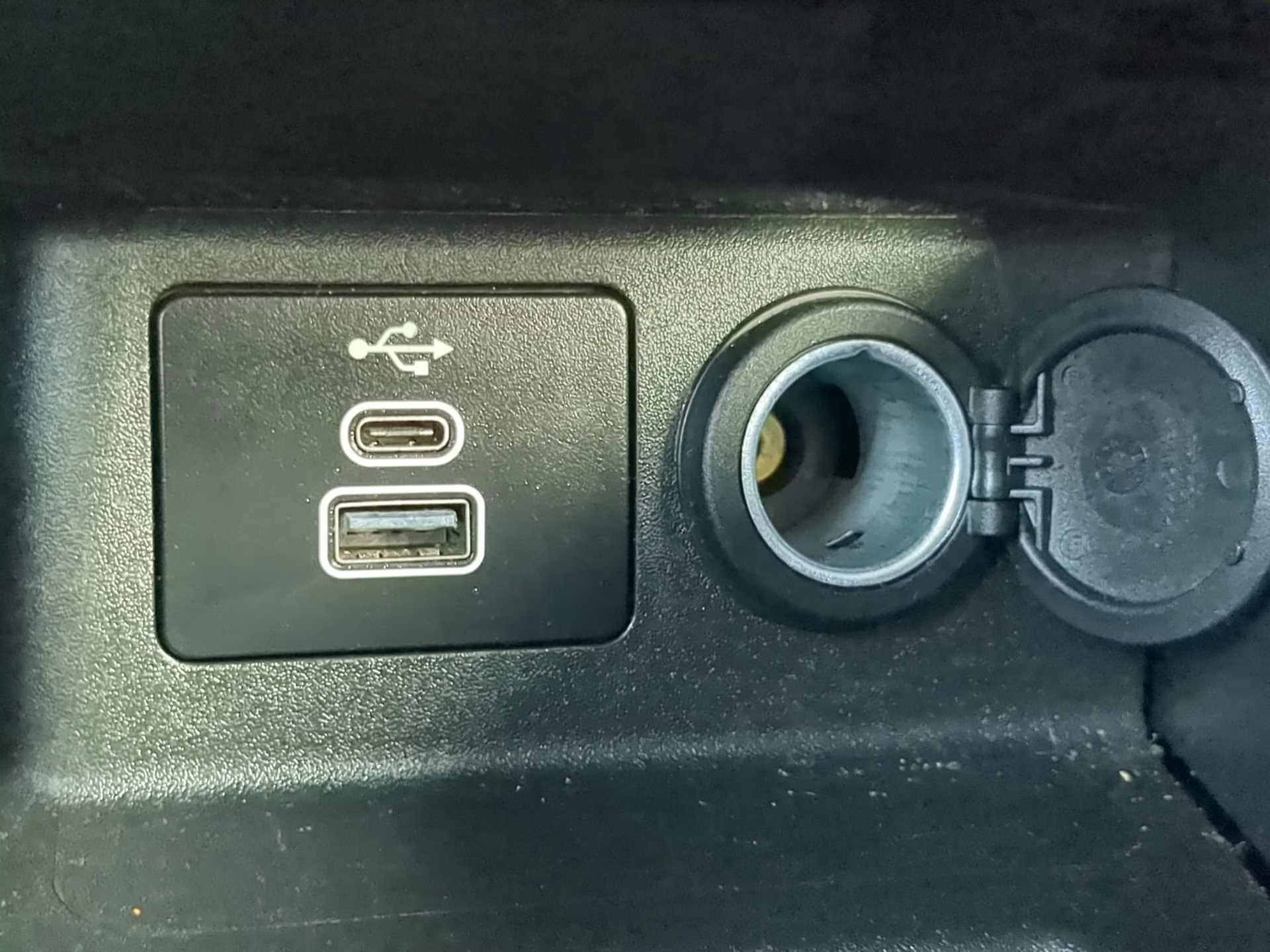 2024 Carbonized Gray Metallic Ford Escape Active FWD SUV