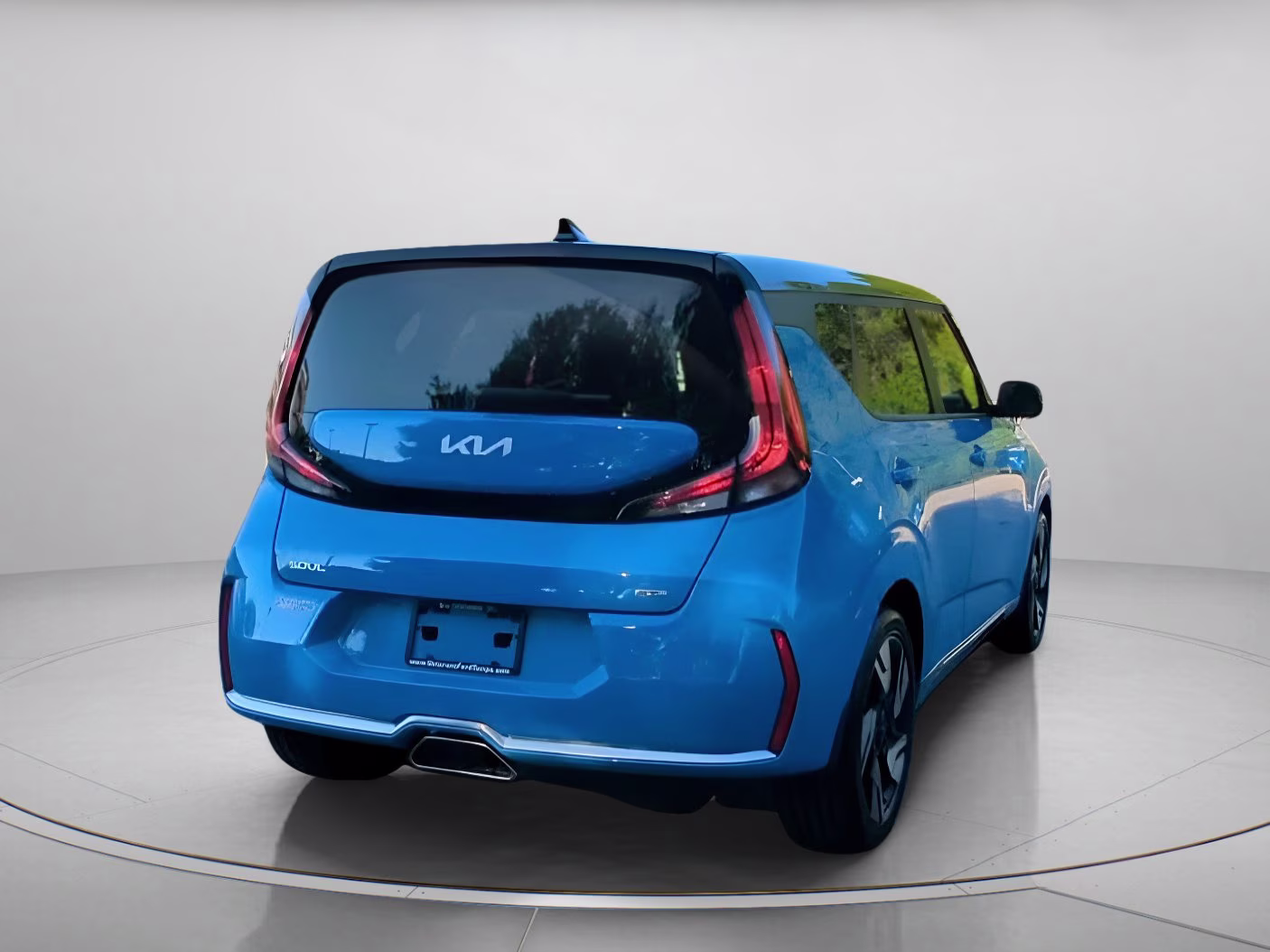 2024 Surf Blue W/Black Roof Kia Soul GT-Line FWD Hatchback