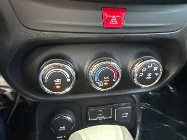 2017 Black Jeep Renegade Sport 4X4 SUV