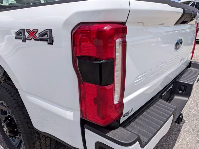 2026 Oxford White Ford Super Duty F-350 SRW XL 4X4 Truck