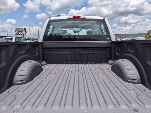 2026 Oxford White Ford Super Duty F-350 SRW XL 4X4 Truck