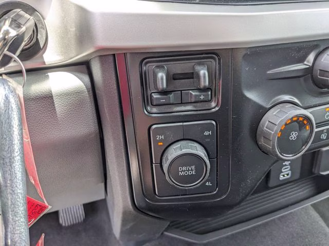 2026 Oxford White Ford Super Duty F-350 SRW XL 4X4 Truck