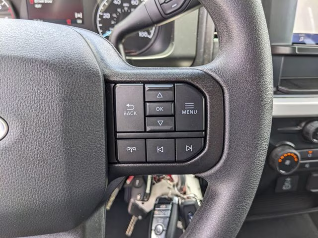 2026 Oxford White Ford Super Duty F-350 SRW XL 4X4 Truck