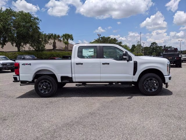 2026 Oxford White Ford Super Duty F-350 SRW XL 4X4 Truck