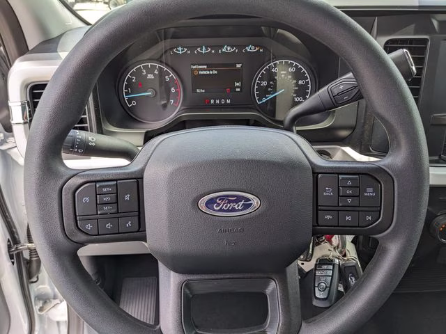 2026 Oxford White Ford Super Duty F-350 SRW XL 4X4 Truck