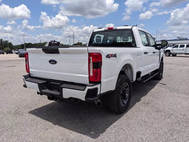 2026 Oxford White Ford Super Duty F-350 SRW XL 4X4 Truck