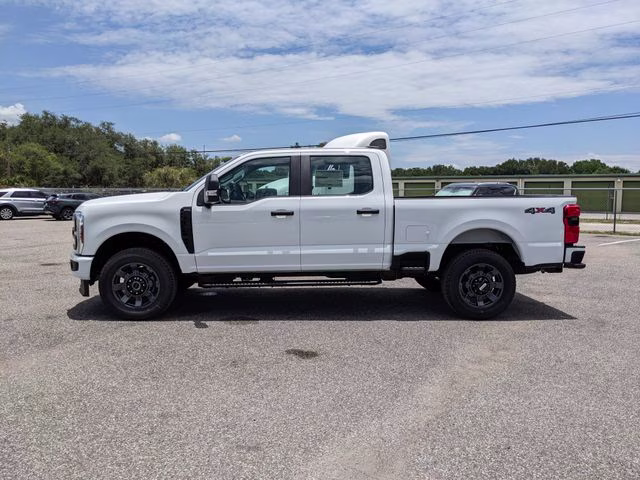 2026 Oxford White Ford Super Duty F-350 SRW XL 4X4 Truck