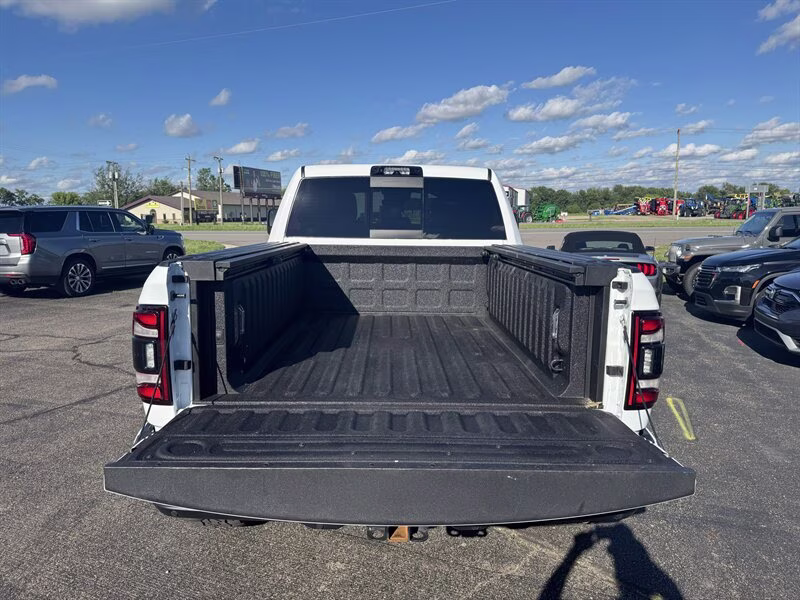 2023 Pearl White Ram 2500 Limited LIFTED BDS LIFT 4X4 Truck