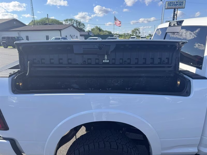 2023 Pearl White Ram 2500 Limited LIFTED BDS LIFT 4X4 Truck