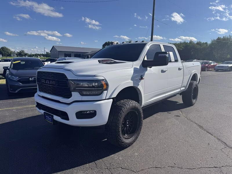 2023 Pearl White Ram 2500 Limited LIFTED BDS LIFT 4X4 Truck