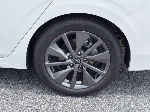 2026 Aspen White Tricoat Nissan Sentra SL FWD Sedan