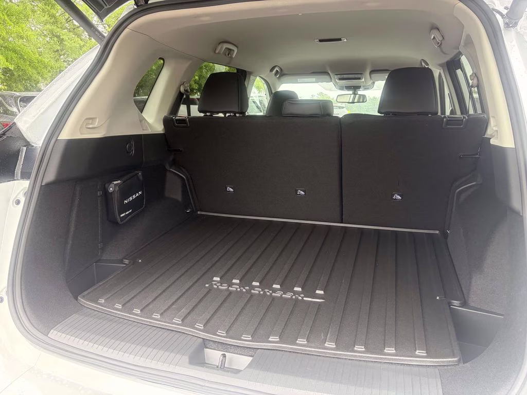 2026 Everest White Pearl Tricoat Nissan Rogue Rock Creek AWD SUV