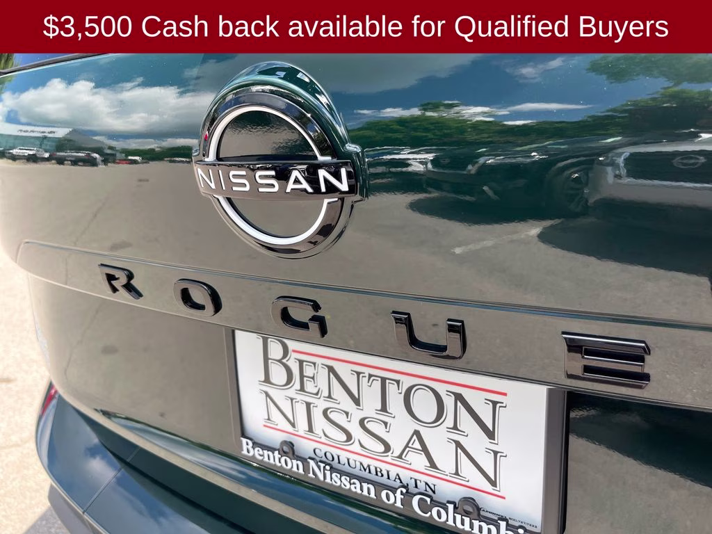 2026 Obsidian Green Nissan Rogue Dark Armor FWD SUV