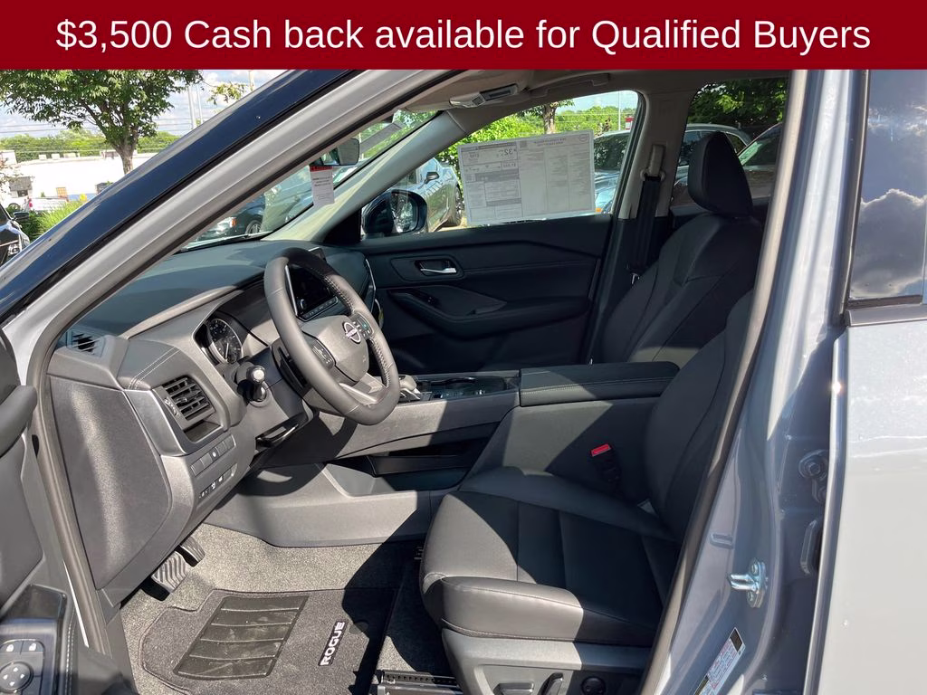 2026 Boulder Gray Pearl Nissan Rogue Dark Armor FWD SUV
