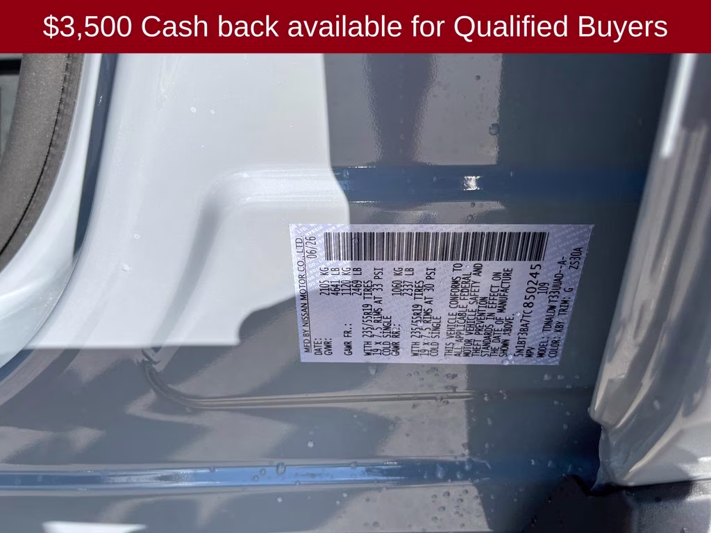 2026 Boulder Gray Pearl Nissan Rogue Dark Armor FWD SUV