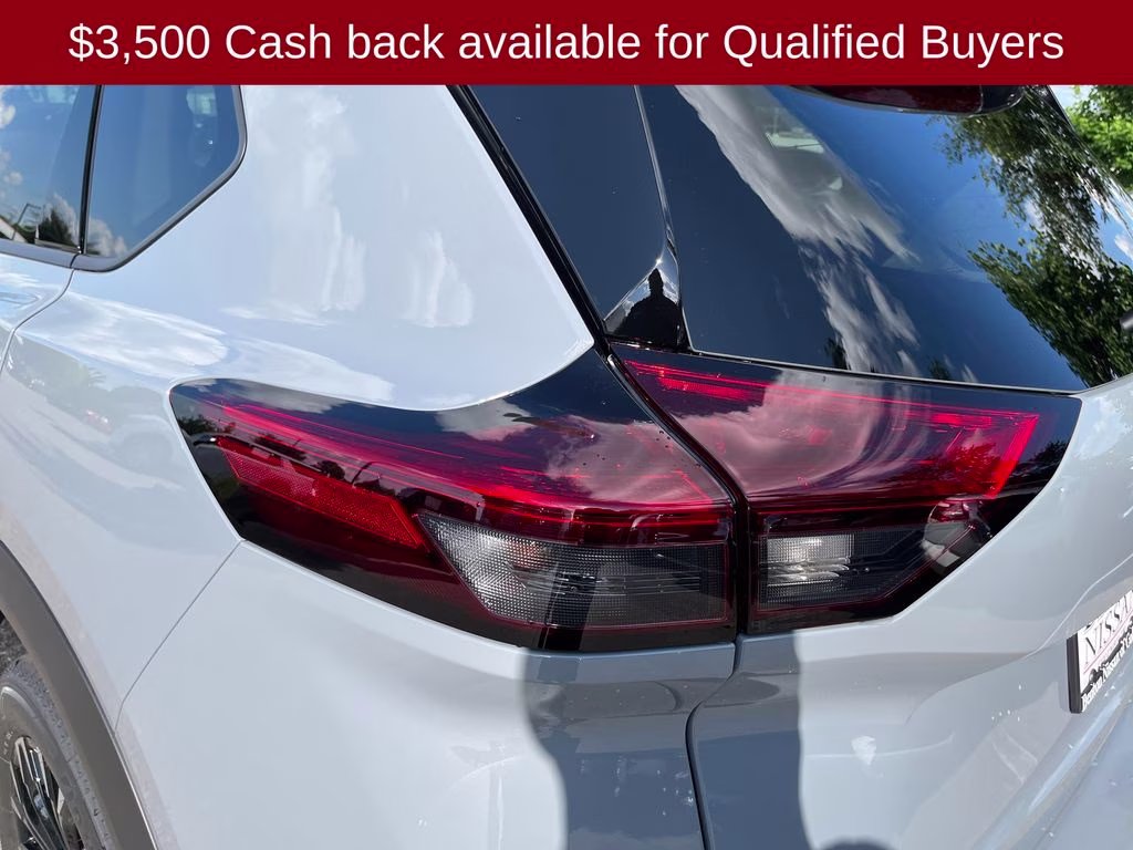 2026 Boulder Gray Pearl Nissan Rogue Dark Armor FWD SUV