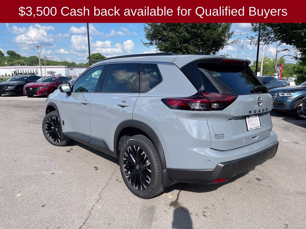2026 Boulder Gray Pearl Nissan Rogue Dark Armor FWD SUV