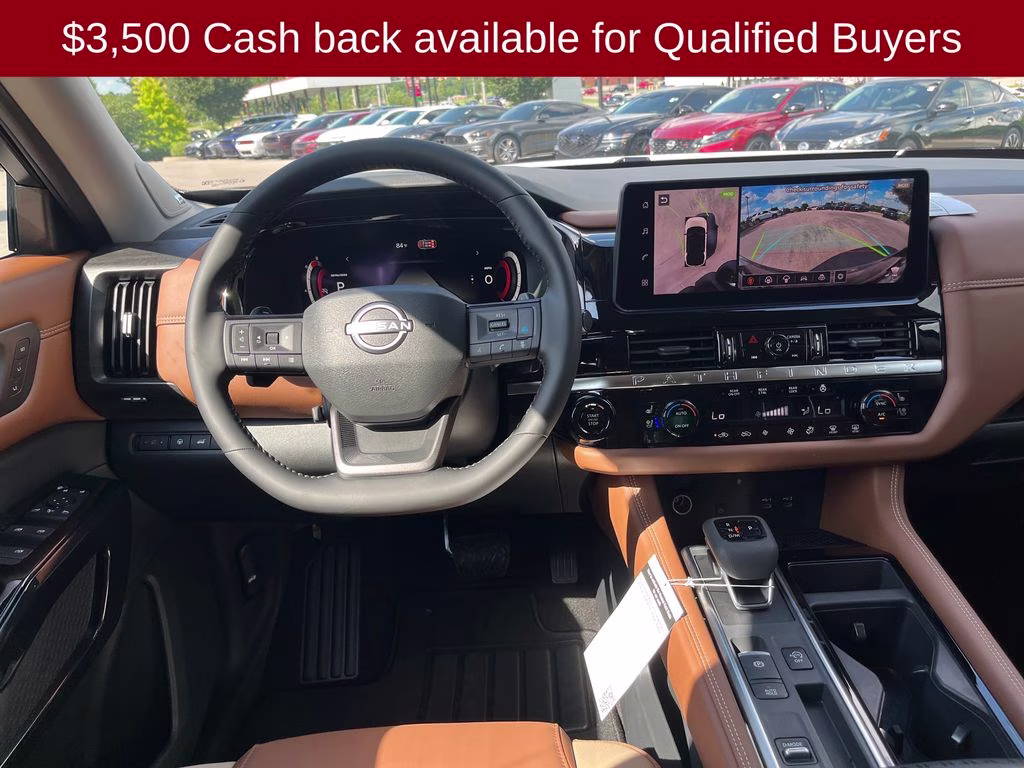 2026 Everest White Pearl Tricoat Nissan Pathfinder Platinum FWD SUV