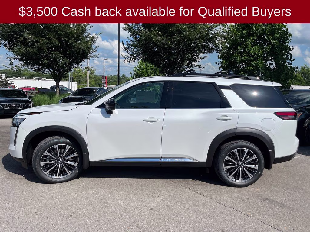 2026 Everest White Pearl Tricoat Nissan Pathfinder Platinum FWD SUV