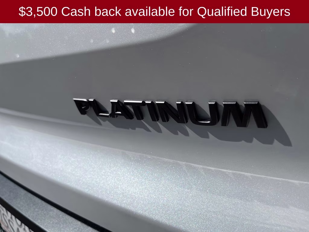 2026 Everest White Pearl Tricoat Nissan Pathfinder Platinum FWD SUV