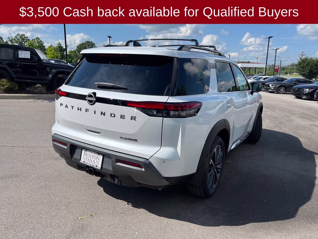 2026 Everest White Pearl Tricoat Nissan Pathfinder Platinum FWD SUV