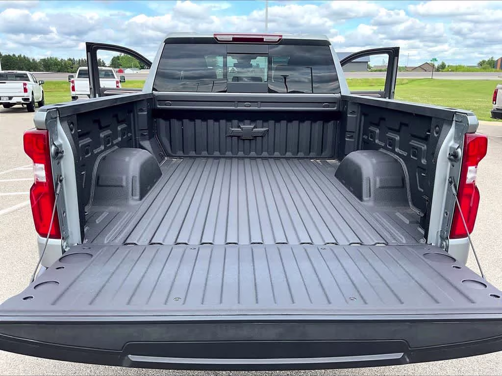 2026 Sterling Gray Metallic Chevrolet Silverado 1500 RST 4X4 Truck