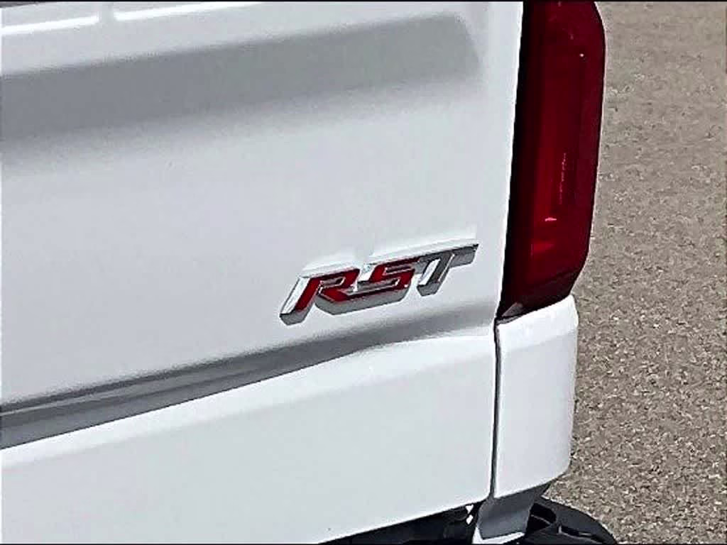2026 Summit White Chevrolet Silverado 1500 RST 4X4 Truck