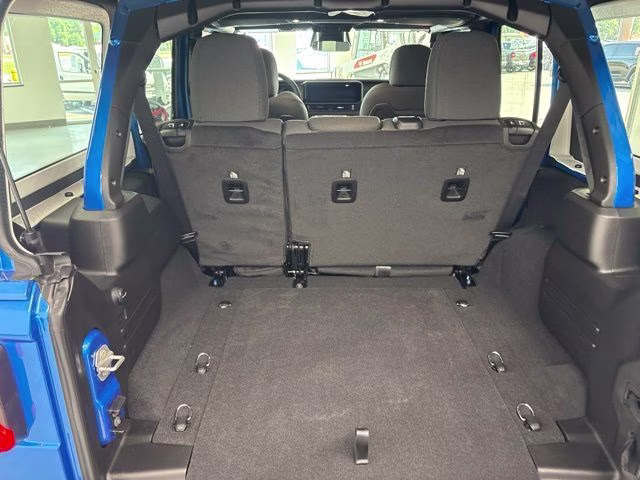 2026 Hydro Blue Pearl Coat Jeep Wrangler Rubicon 4X4 SUV