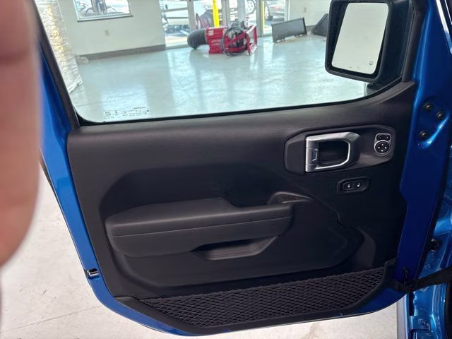 2026 Hydro Blue Pearl Coat Jeep Wrangler Rubicon 4X4 SUV