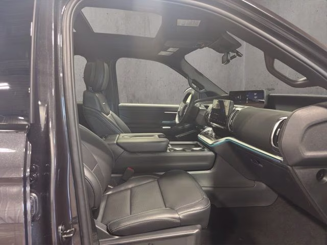 2027 Dark Matter Gray Metallic Ford Expedition Max Platinum 4X4 SUV