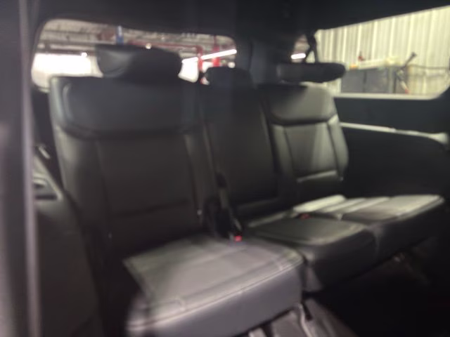 2027 Dark Matter Gray Metallic Ford Expedition Max Platinum 4X4 SUV