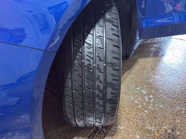 2017 Lightning Blue Ford Fusion SE FWD Sedan