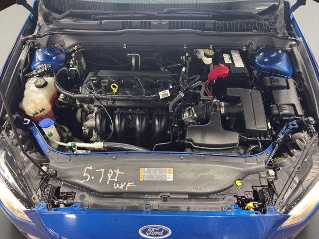 2017 Lightning Blue Ford Fusion SE FWD Sedan