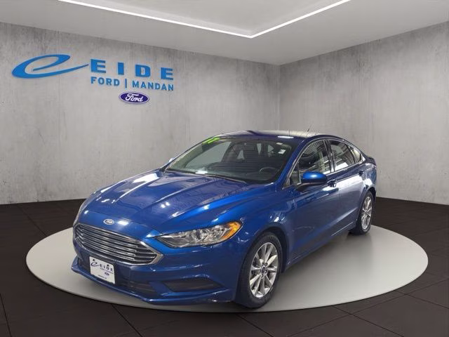 2017 Lightning Blue Ford Fusion SE FWD Sedan