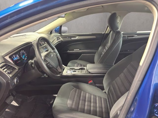 2017 Lightning Blue Ford Fusion SE FWD Sedan