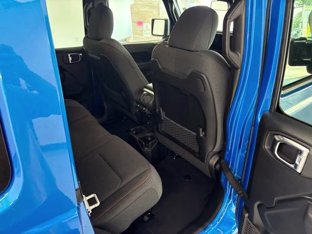 2026 Hydro Blue Pearl Coat Jeep Wrangler Rubicon 4X4 SUV