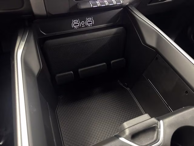 2026 Granite Crystal Metallic Clearcoat Ram 1500 Express 4X4 Truck