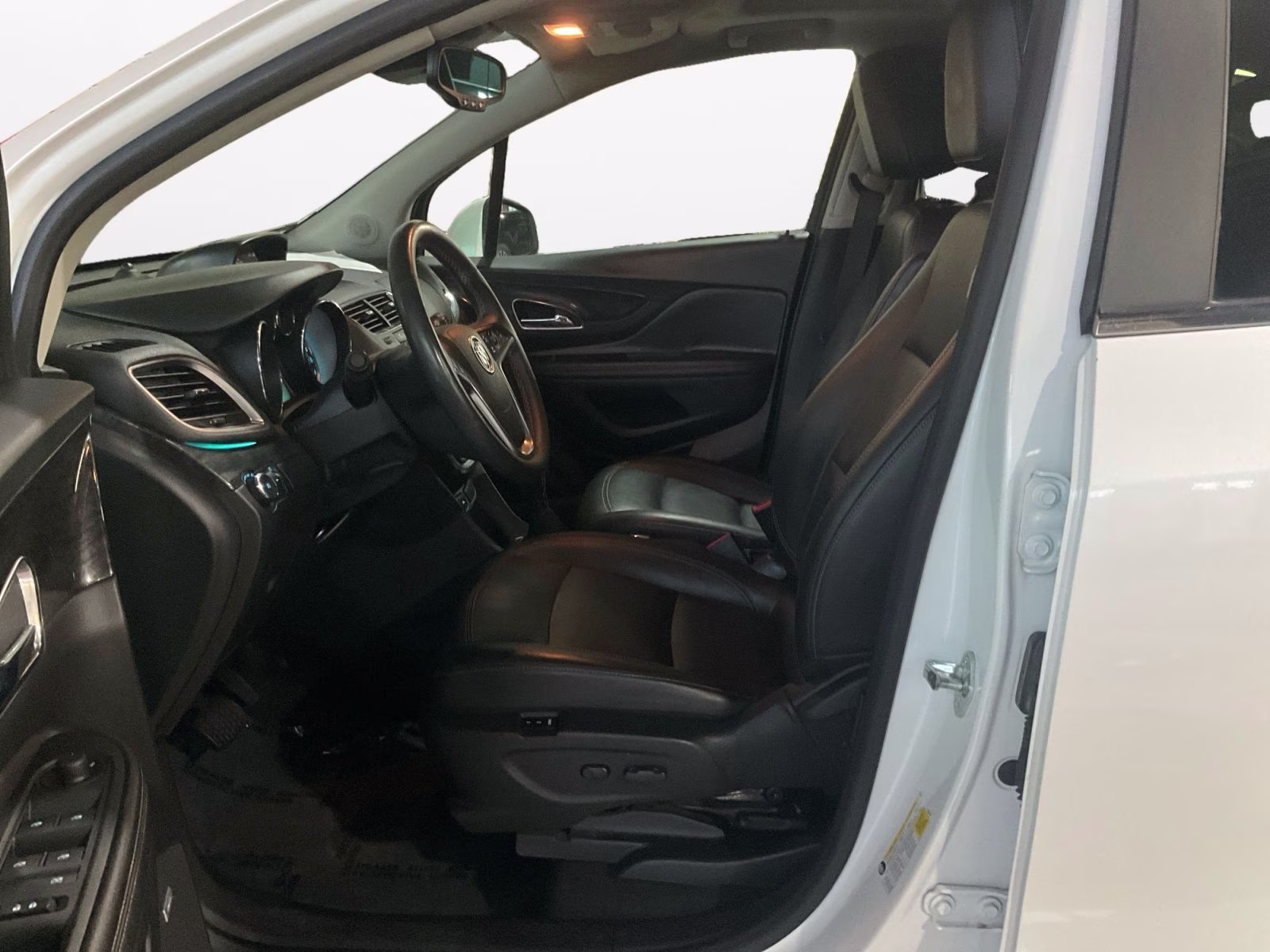 2015 White Pearl Metallic Buick Encore Premium AWD SUV