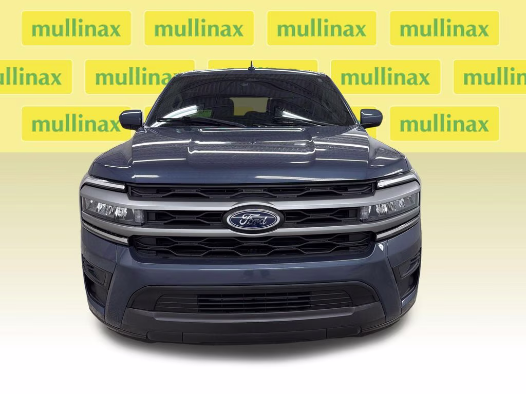 2023 Blue Metallic Ford Expedition XLT RWD SUV