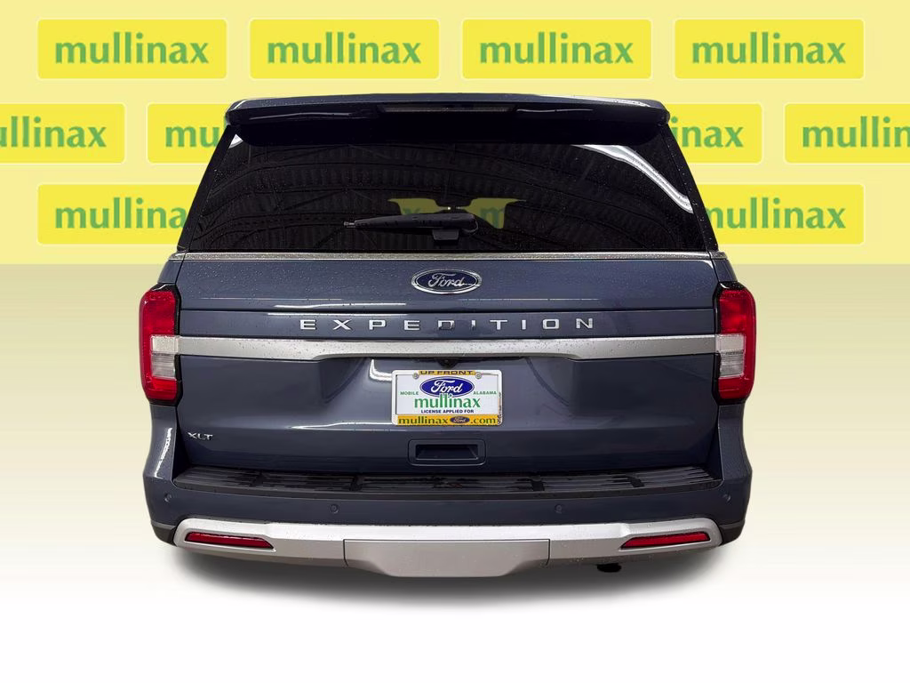2023 Blue Metallic Ford Expedition XLT RWD SUV