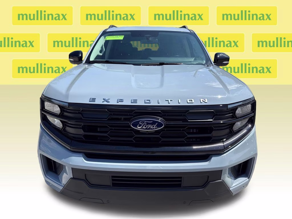2026 Glacier Gray Met Tri-Coat Ford Expedition Active RWD SUV