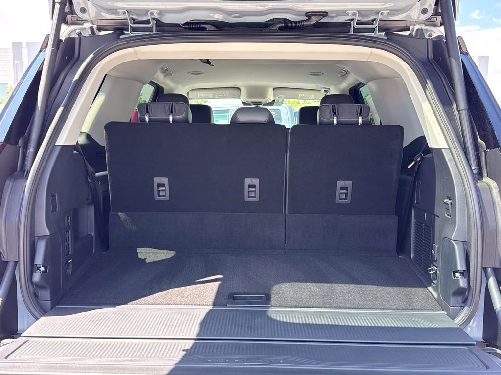 2026 Glacier Gray Met Tri-Coat Ford Expedition Active RWD SUV