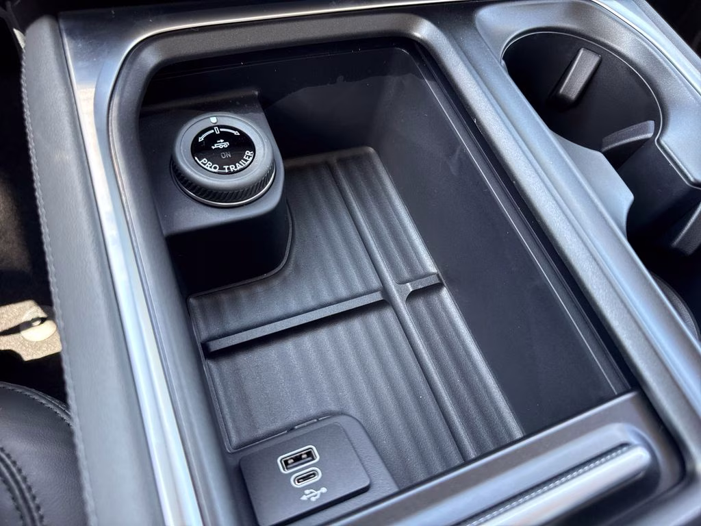 2026 Glacier Gray Met Tri-Coat Ford Expedition Active RWD SUV