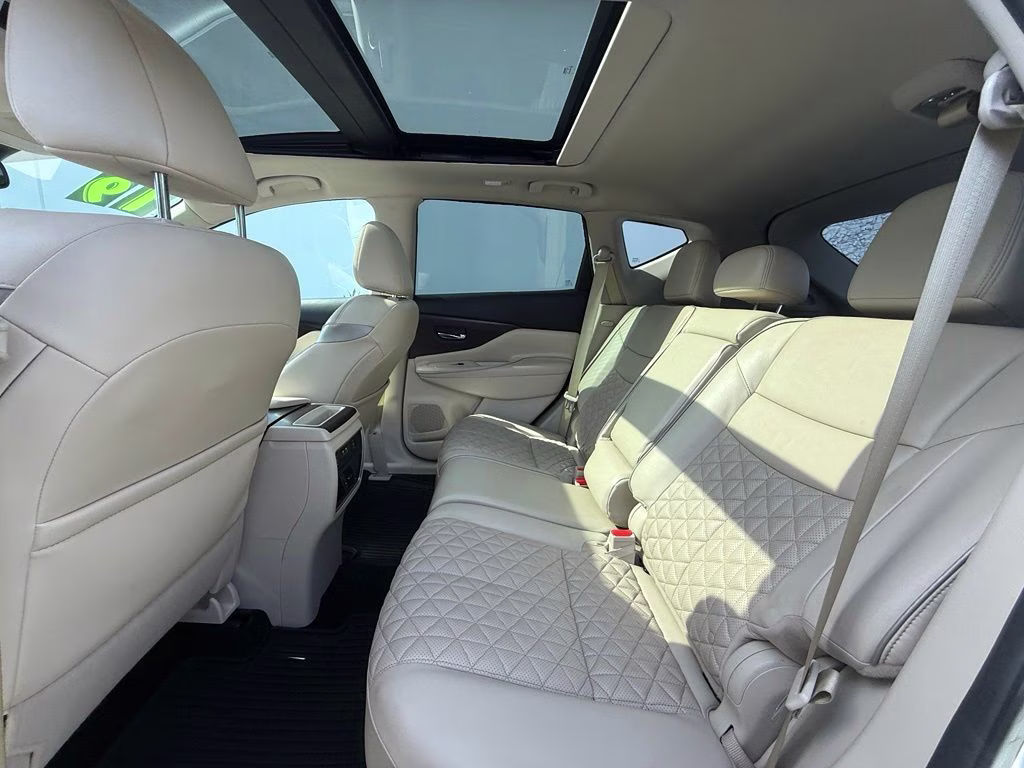 2019 Pearl White Tricoat Nissan Murano Platinum AWD SUV
