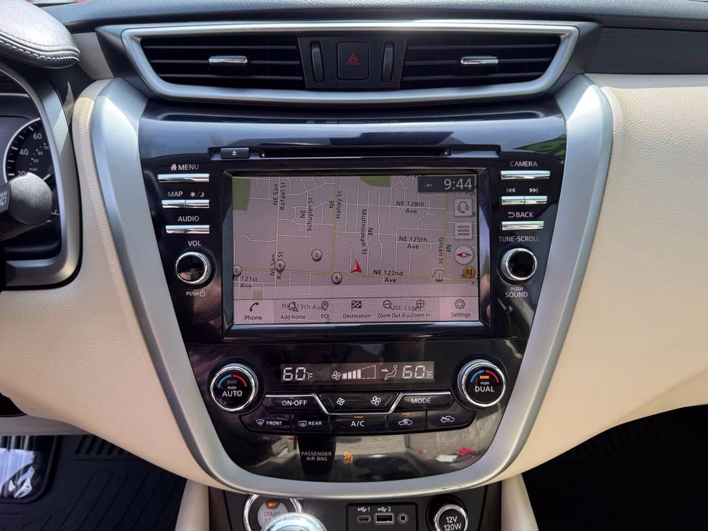 2019 Pearl White Tricoat Nissan Murano Platinum AWD SUV