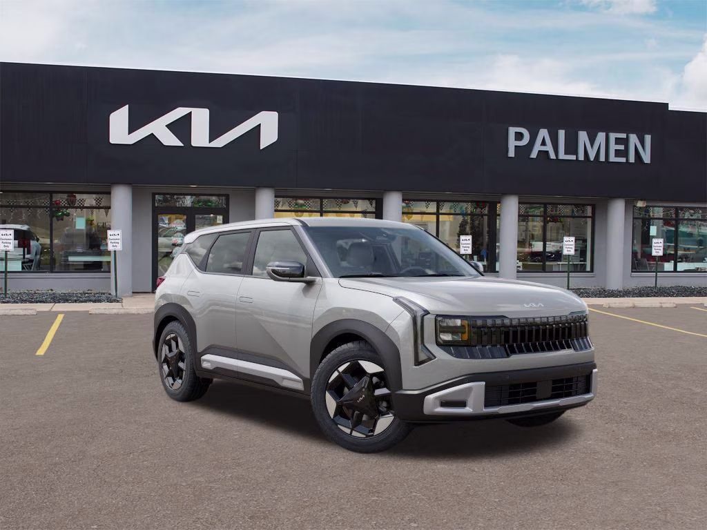 2027 Silver Kia Seltos EX AWD SUV