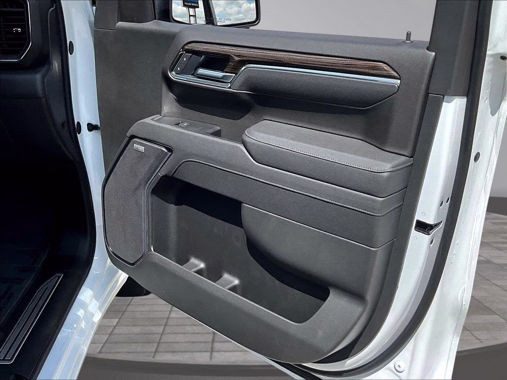 2026 Summit White Chevrolet Silverado 1500 RST 4X4 Truck